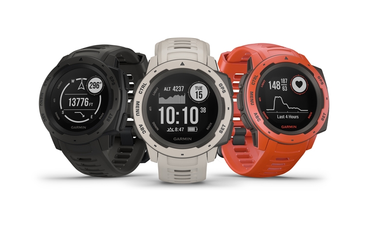  Durable smart watch Garmin Instinct for outdoor activities
