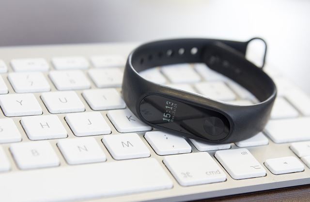 Shipments of wearable devices will reach almost 400 million units in 2020