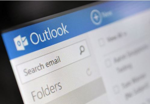 Microsoft Outlook service crashed around the world