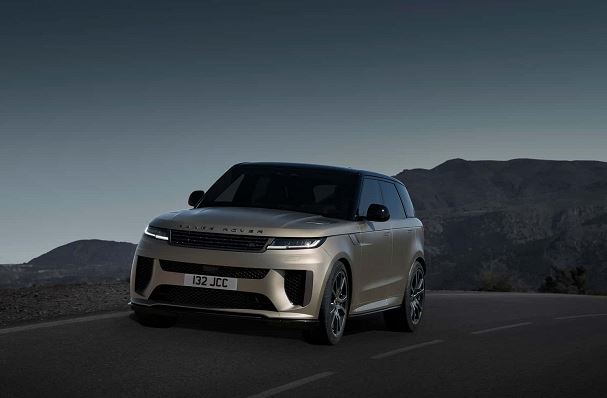  The fastest, most powerful and technologically advanced Range Rover Sport in history